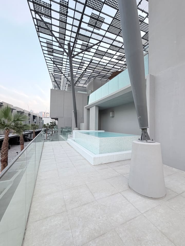 Luxury 2br Home | Private Pool • 3 Baths • Balcony - Dubai