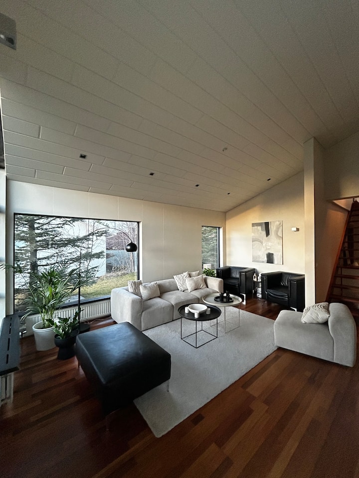 Family Home In Iceland - Reykjavik