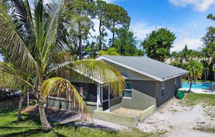 Welcome To Sea Breeze! - Naples Park, FL
