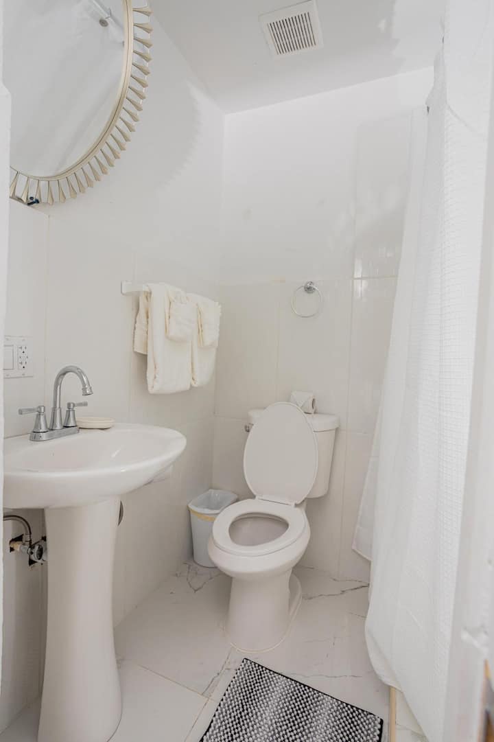 Standard Room 09