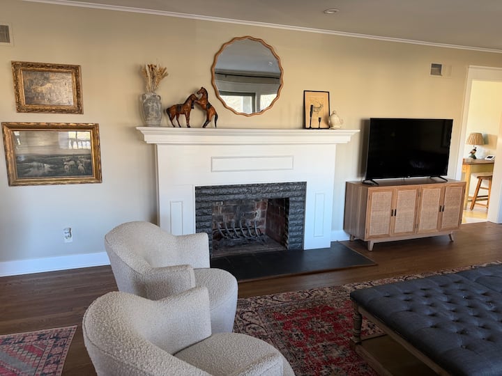Kings Cottage Quiet St Close To Downtown/wow/msu - Strafford, MO