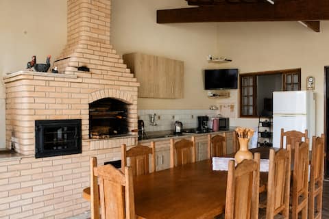 Top performing Airbnb: Farm with pool, soccer field, and trail to the dam in Nazaré Paulista