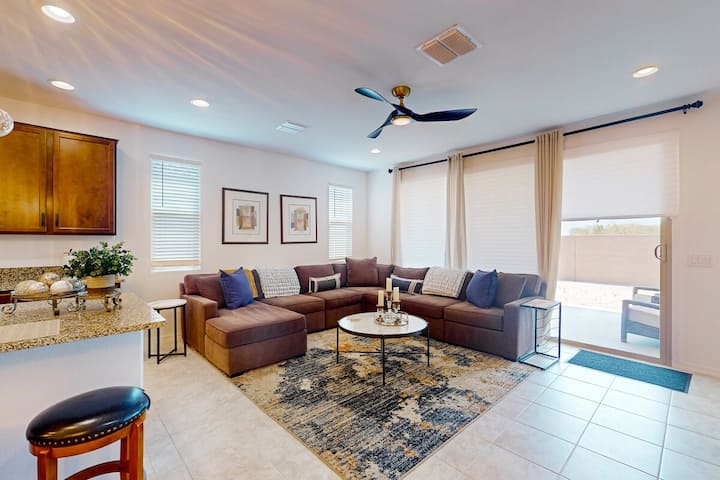 2br Home In 55+ Community With Lots Of Amenities - Goodyear, AZ