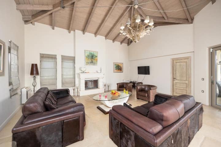 Pomegranate Tree Villa With Private Pool - Kefaloniá