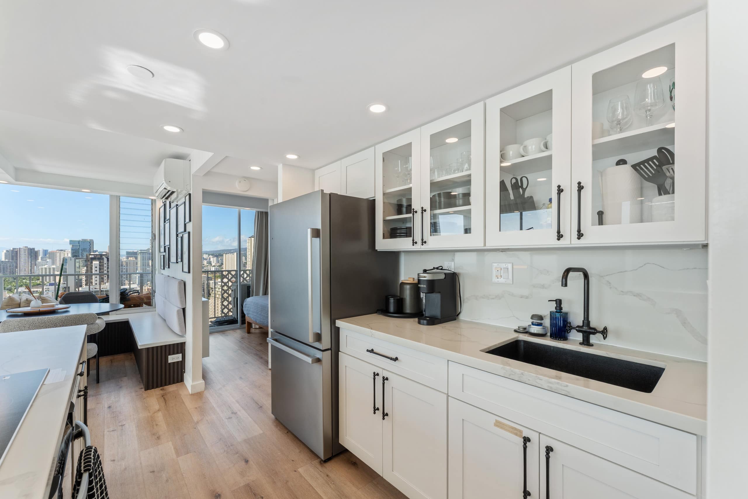 30FL-Fantastic Ocean View 2BR/2BTH-Waikiki Beach! - Image 12