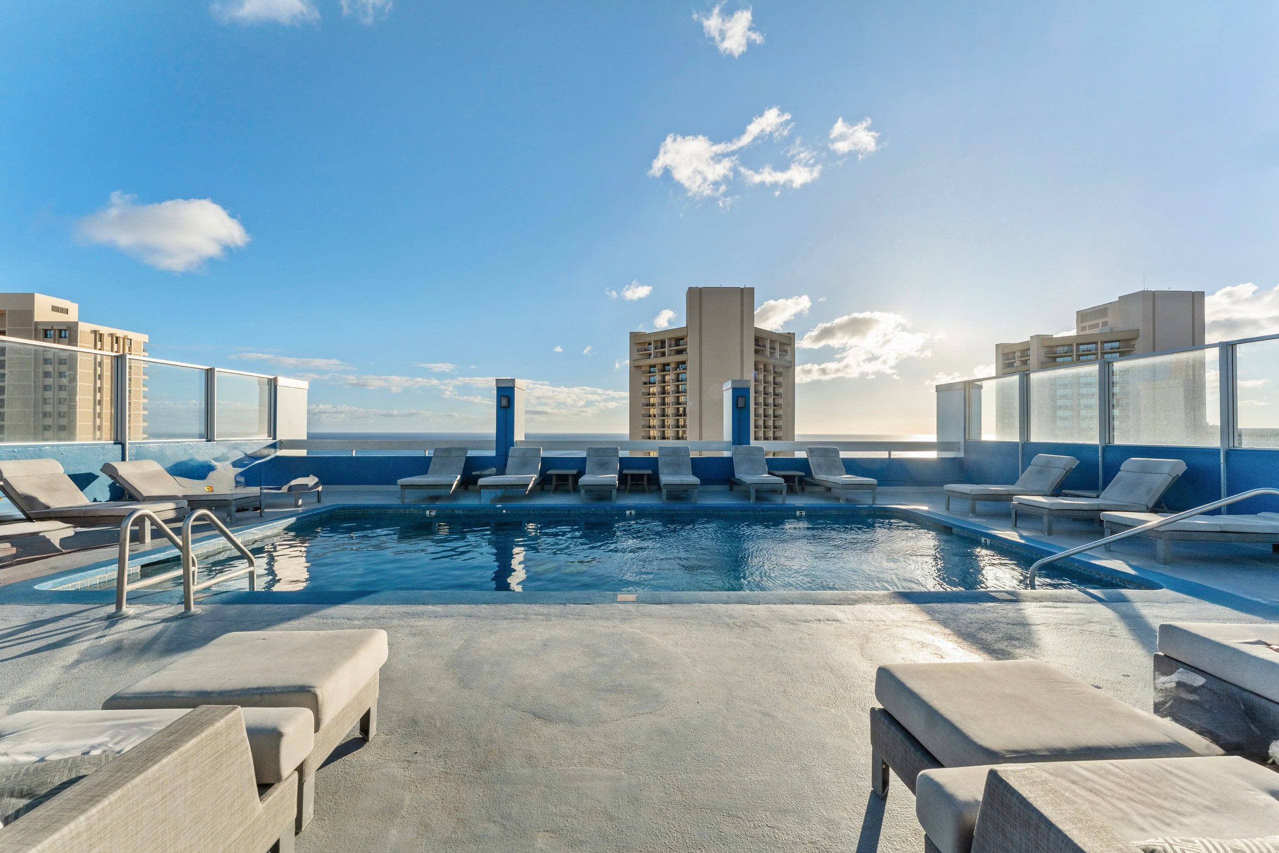 30FL-Fantastic Ocean View 2BR/2BTH-Waikiki Beach! - Image 2