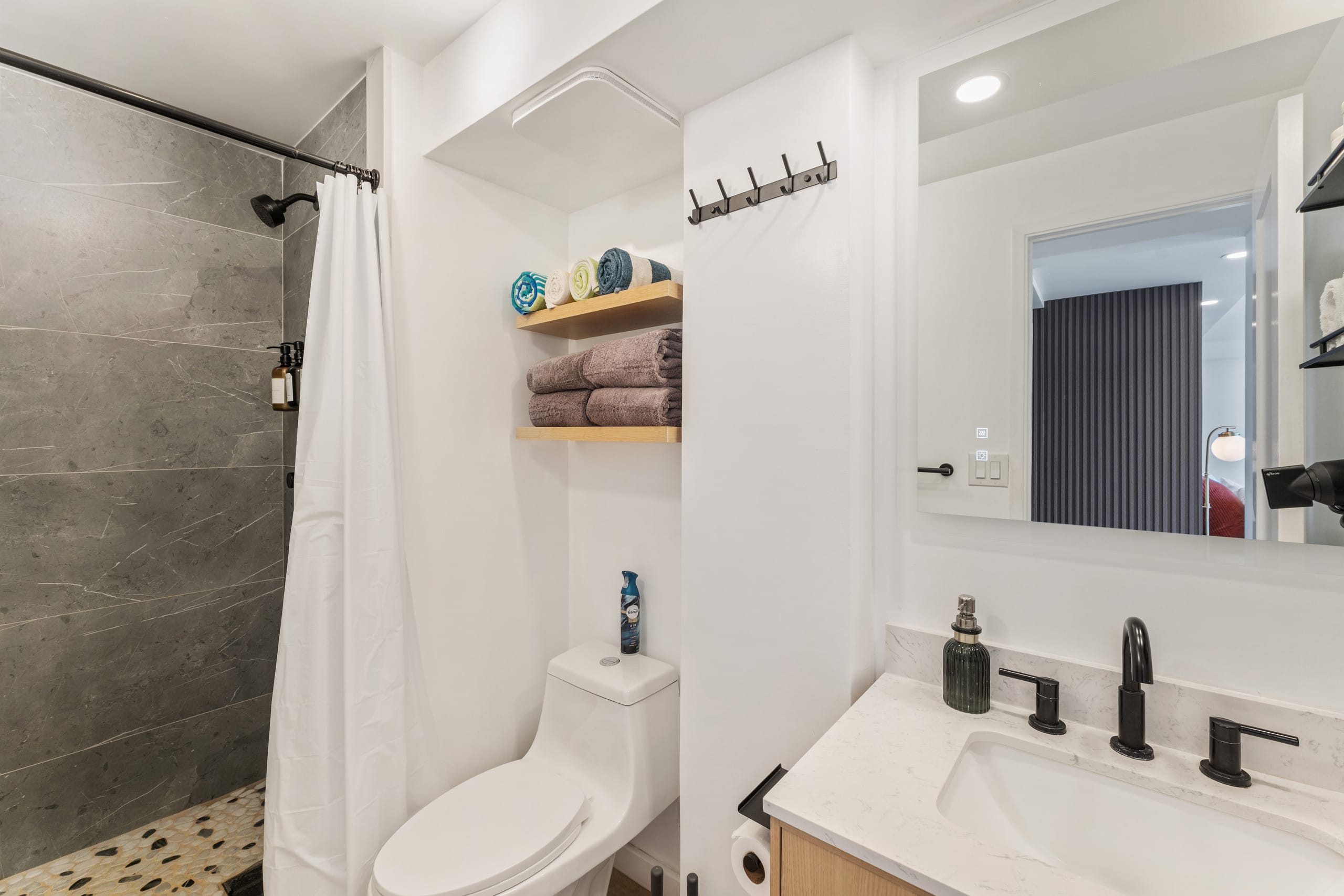 30FL-Fantastic Ocean View 2BR/2BTH-Waikiki Beach! - Image 24