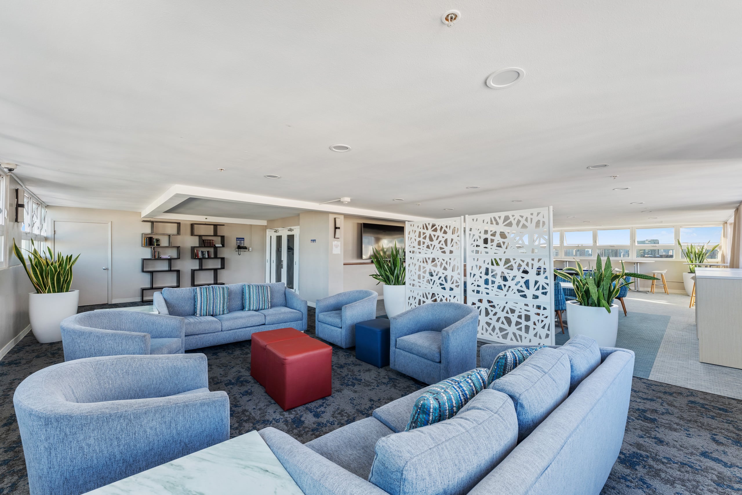 30FL-Fantastic Ocean View 2BR/2BTH-Waikiki Beach! - Image 8