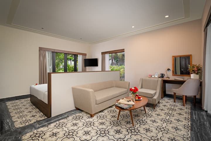 Elegant Twin Room • Garden View • Pool • Free Bf - Quang Ngai