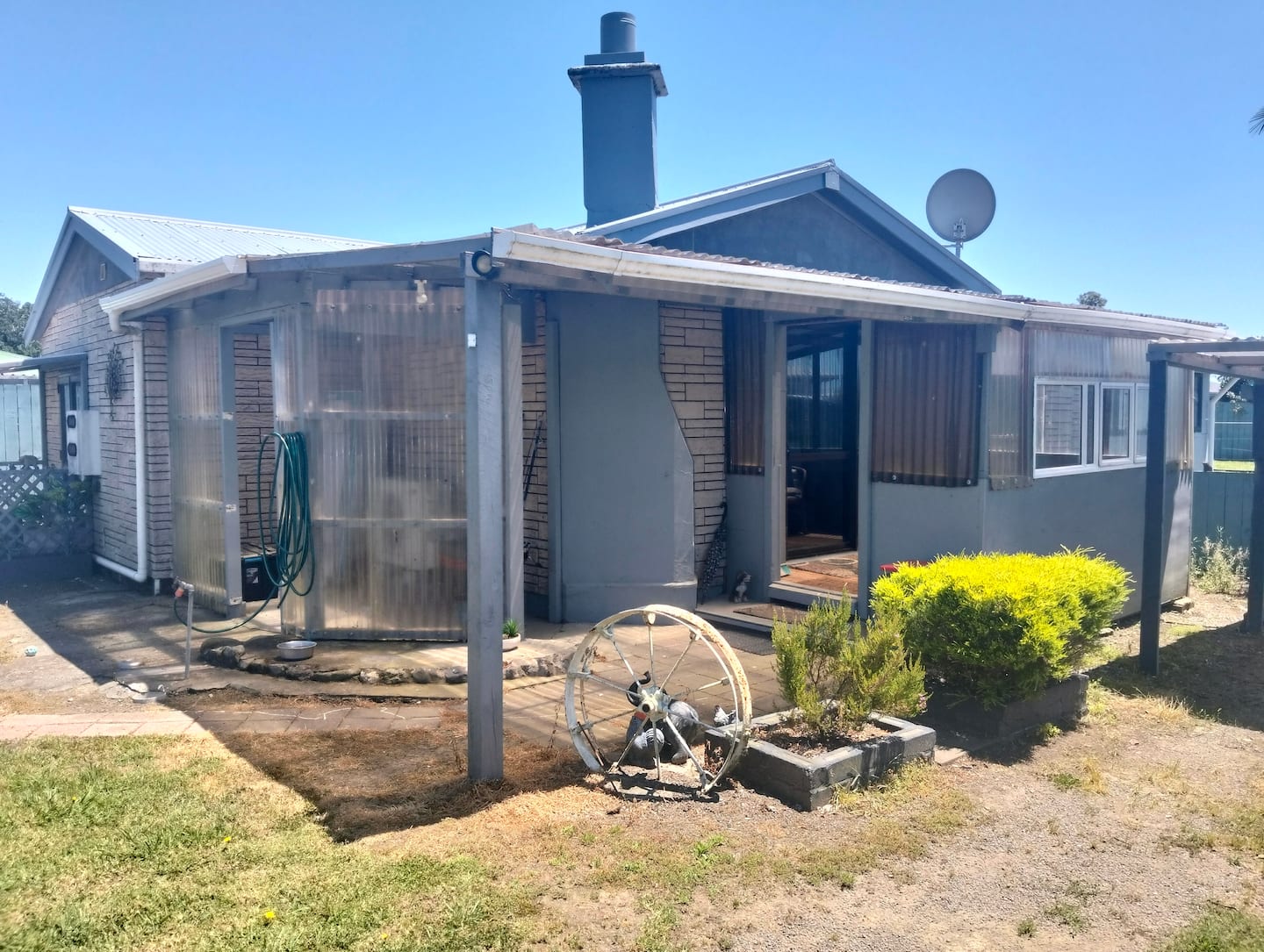 Poppas Cottage 1