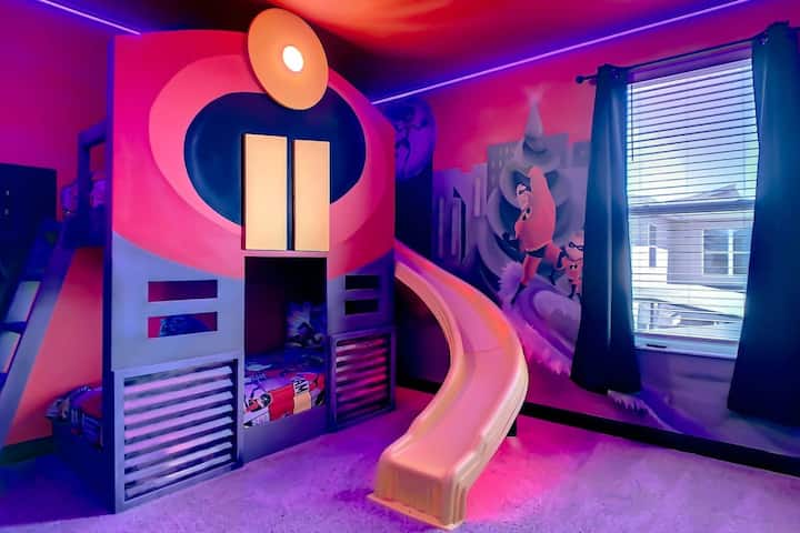 Themed Disney Villa 6bd Resort Waterslide Pool Spa - Kissimmee, FL
