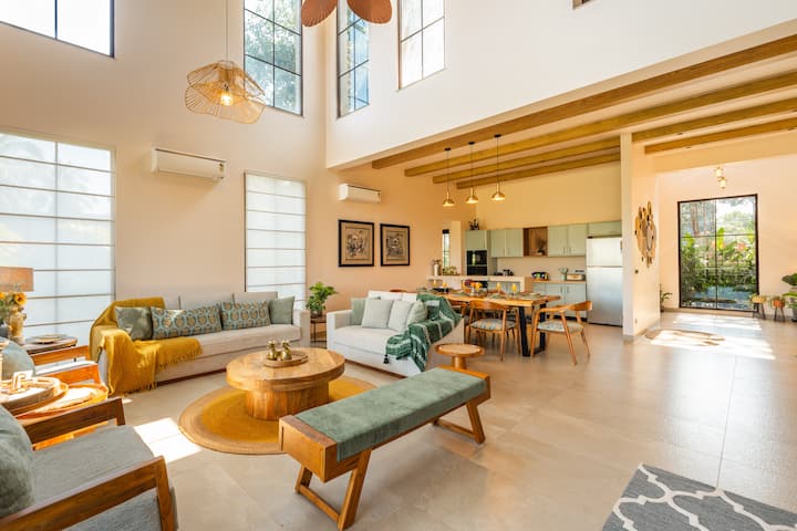 Living room image 12