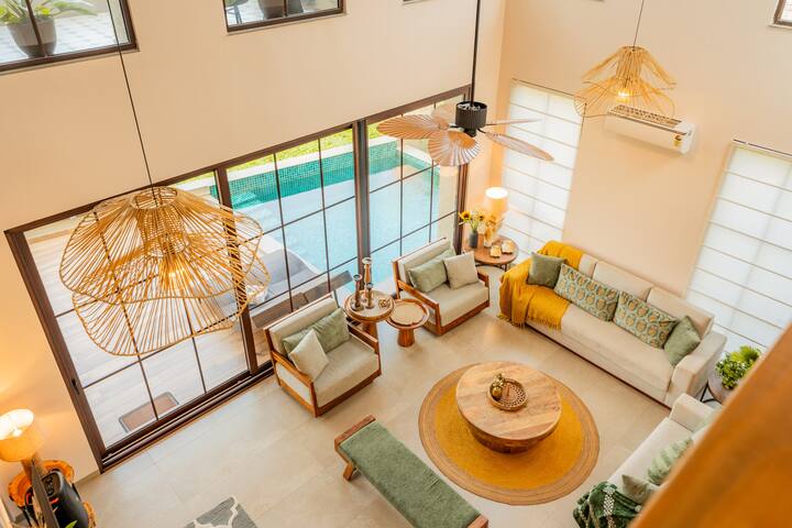Living room image 5