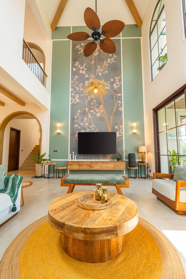 Living room image 3