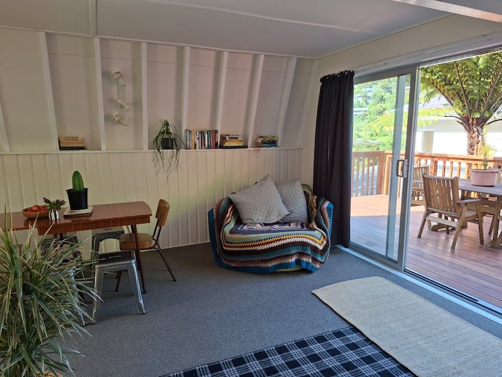 Polly's Perch - Picton