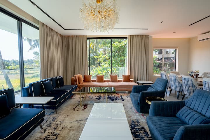 Living room image 1