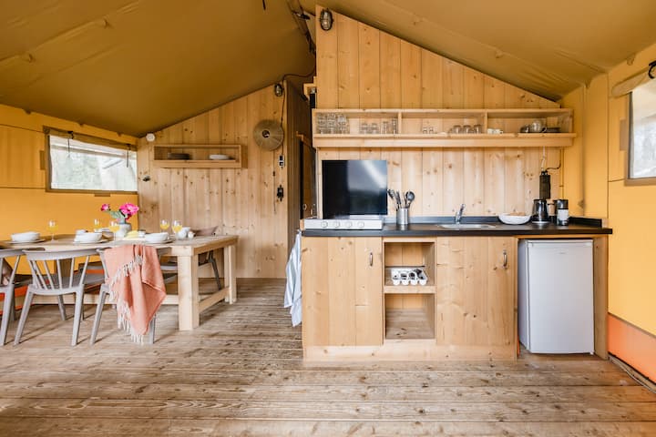 The Forest Escape | 5 Pers. | Heater & Hottub - Naarden