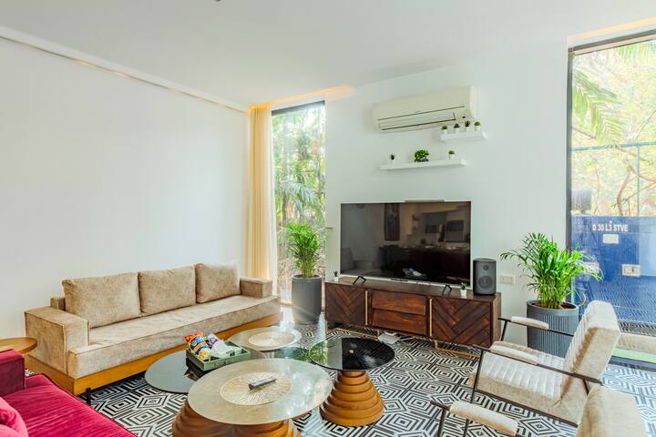 Living room image 3