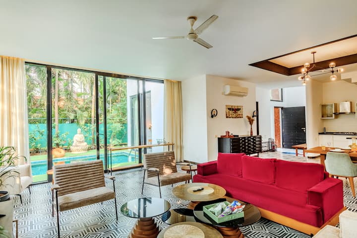 Living room image 2