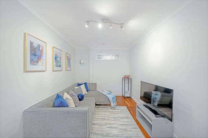 Cosy 2 Bed House | Nr Watford High Street - Harrow