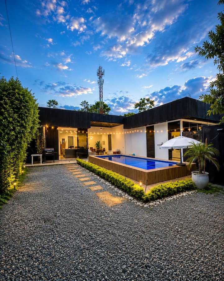 Casa Campestre Con Piscina En Cali Colombia - Cali