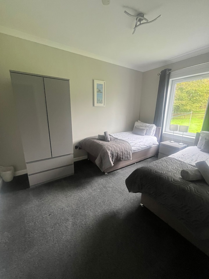 Skyelander Flat At 4 York Drive - Portree