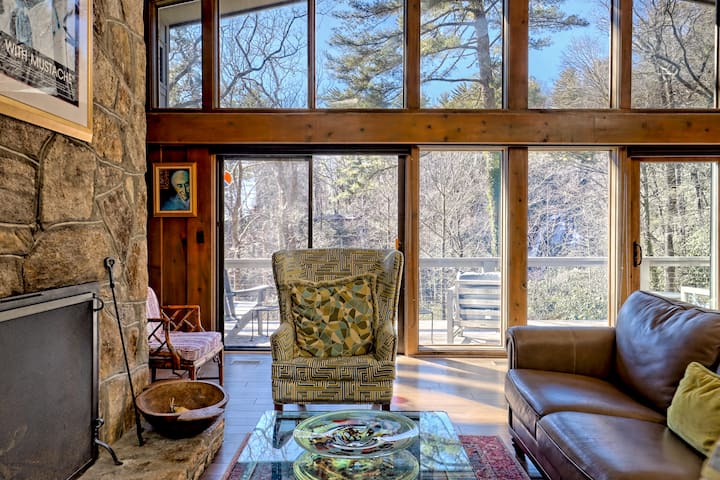 Hot Tub*falling Waters Highlands *Waterfall Views - Cashiers, NC