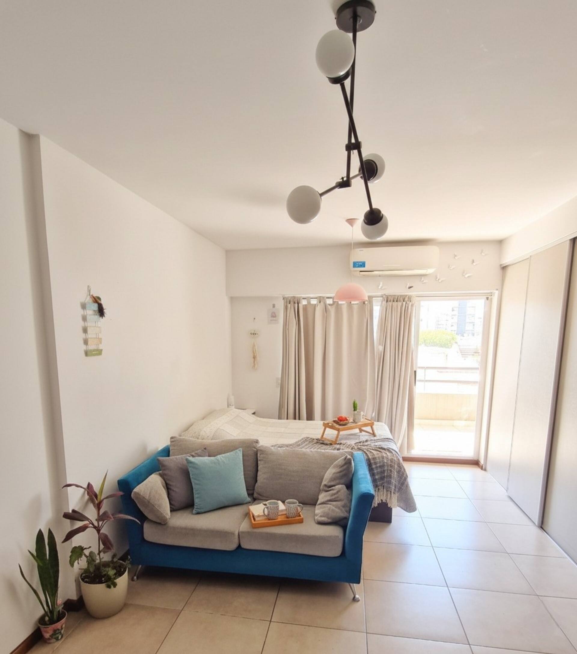 Modern studio apartment with balcony, grill and shared jacuzzi in Colegiales