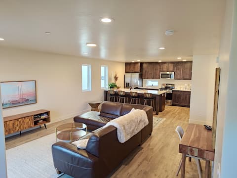 Top performing Airbnb: Modern Comfort Downtown SLC Home in Glendale