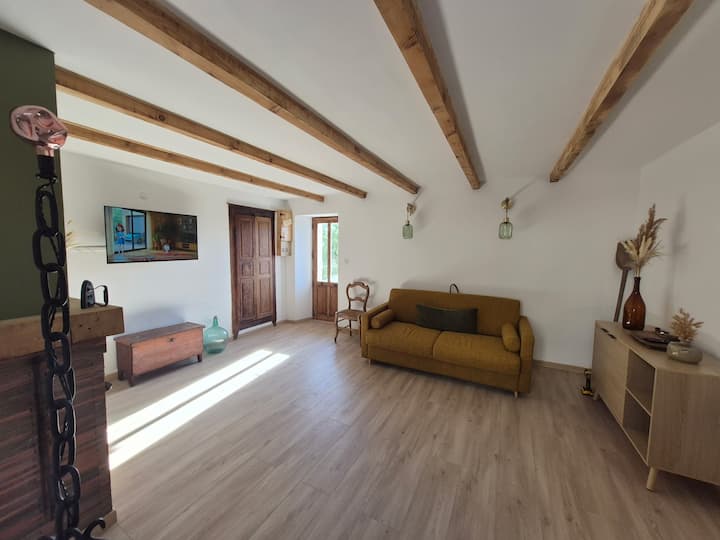 Maison Traditionnelle - Figari