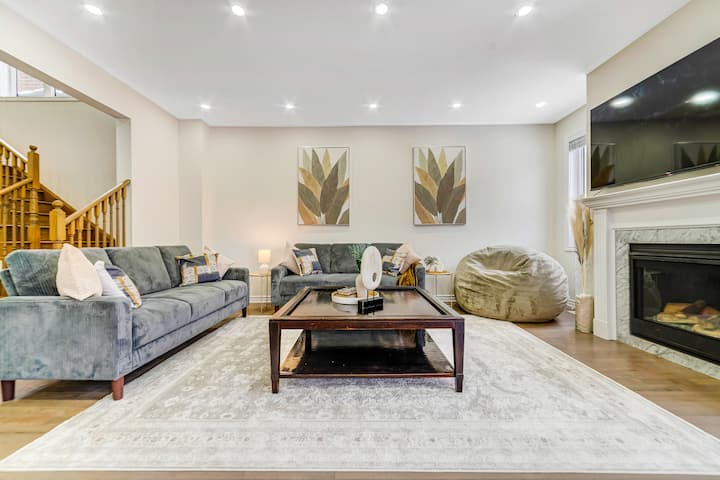 Luxury 4br Retreat~ Brampton~fifa Fans & Groups - Caledon