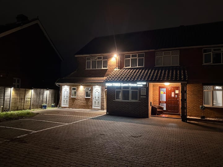 Single Ensuite Room-high Trees Guest House Gatwick - Redhill