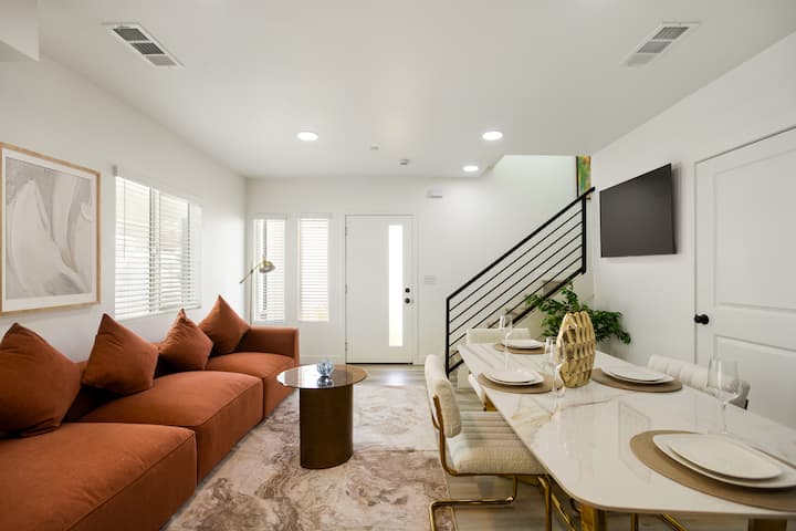 Cozy Modern Retreat. Mins From La & Universal 55b - Lynwood, CA