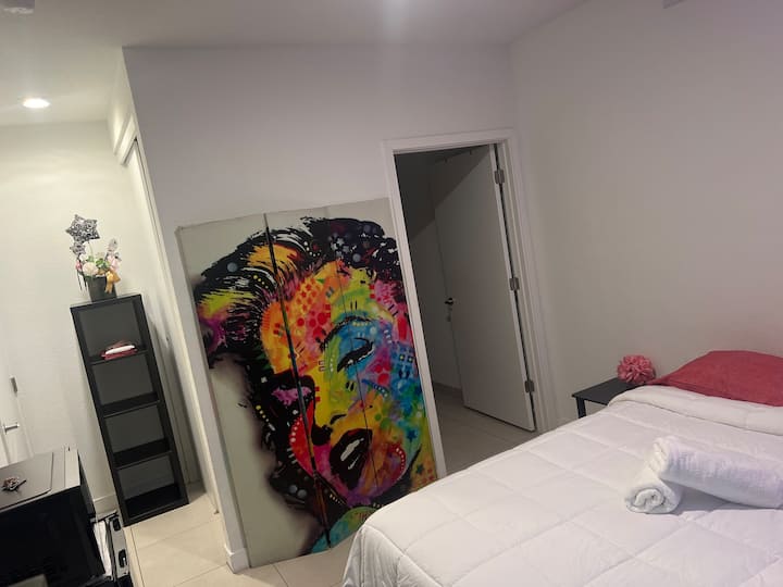 Home Sweet Home! - Homestead, FL