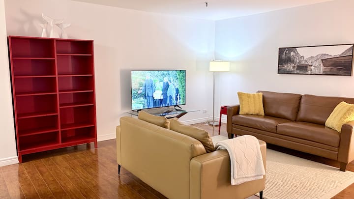 Sweet Retreat | Prime Central Location - カナダ セント・ジョンズ