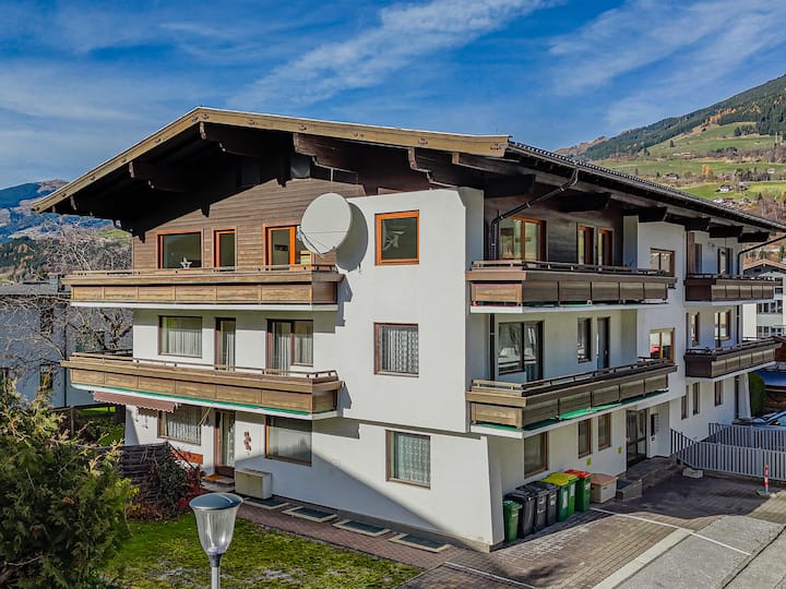 Appartement Spacieux Avec Jardin - Mittersill