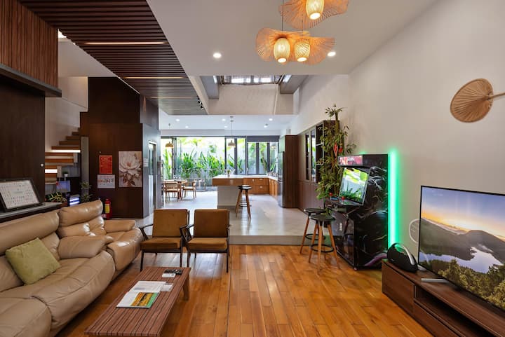Pool Villa In District 7 – 5 Bedrooms - Ho Chi Minh Kenti