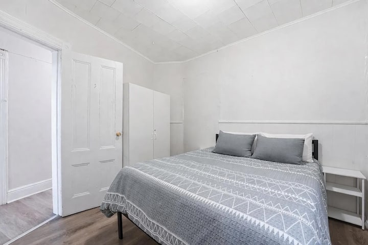 საძინებელი 3