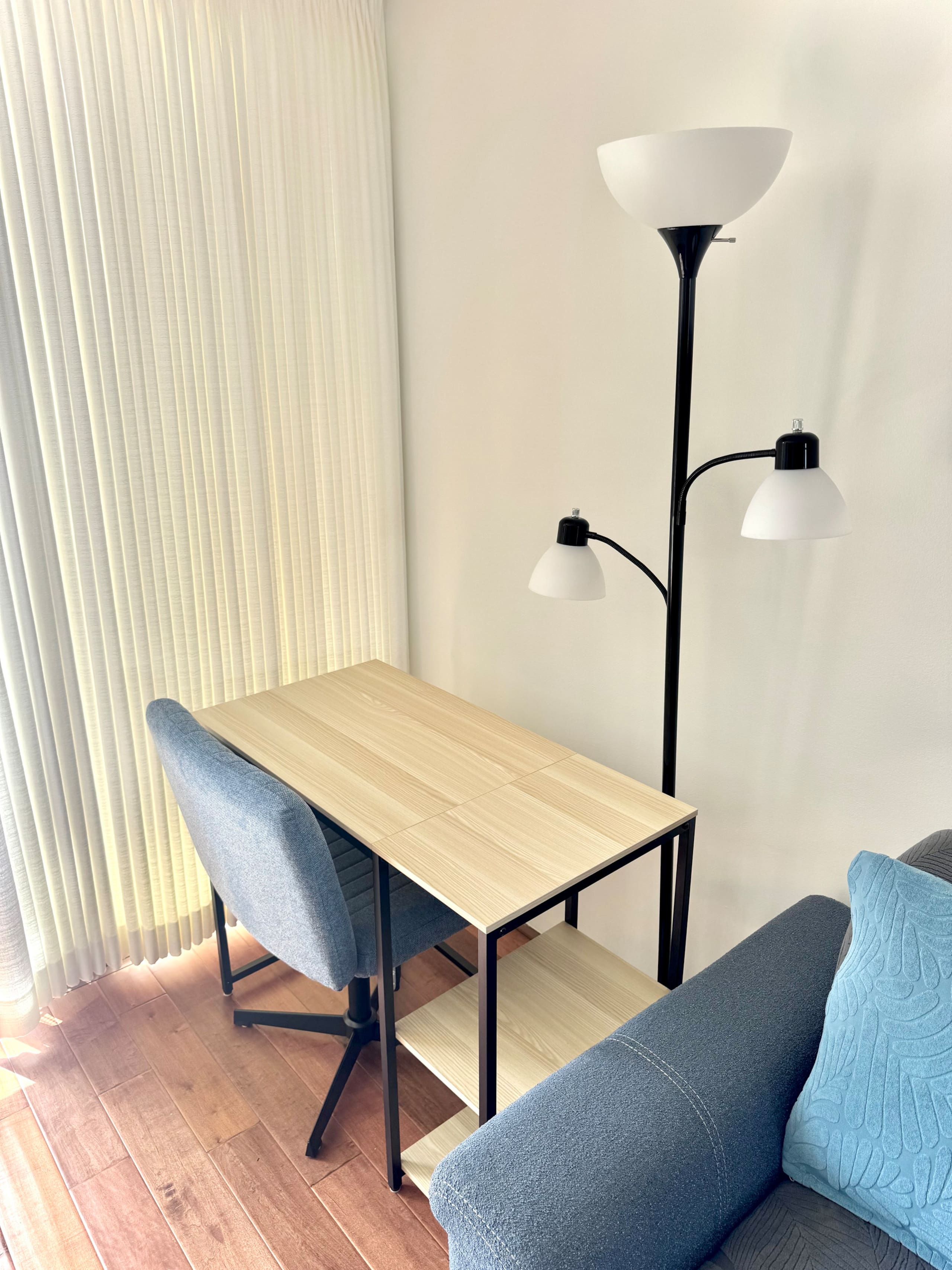 Corner Condo | Near Waikiki Beach | Free Parking - Image 7
