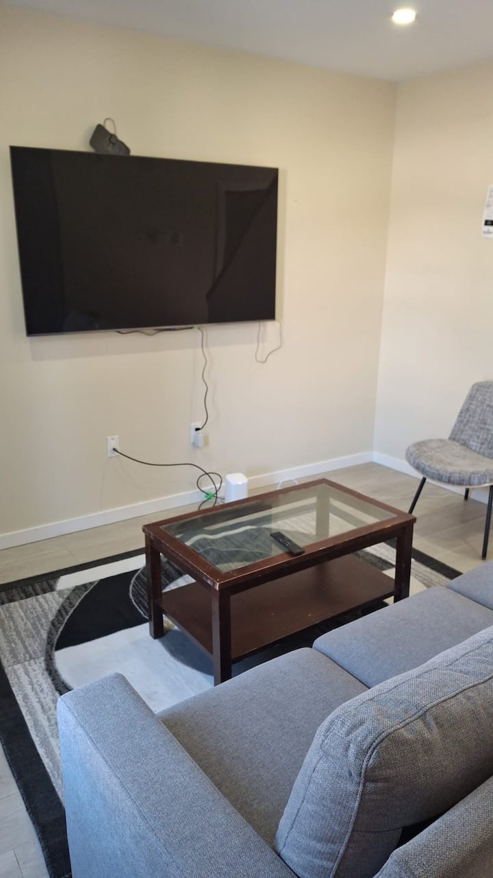 Stay With Ben - Private 3bedroom Suite - 溫尼伯