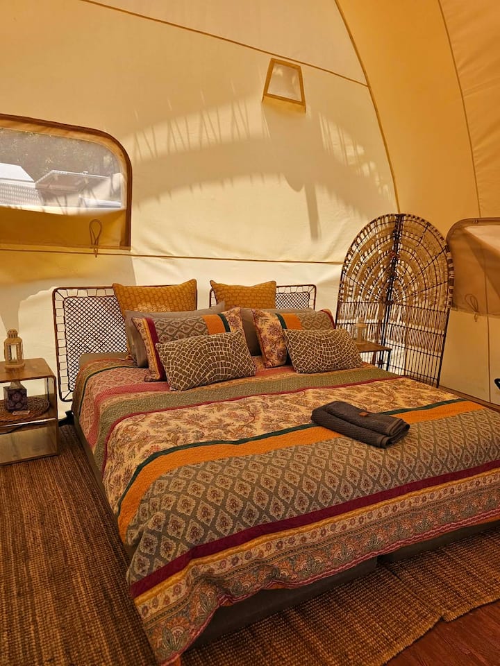 Blackwood Glamping Tent - Tranquil Rises. - 耶伊
