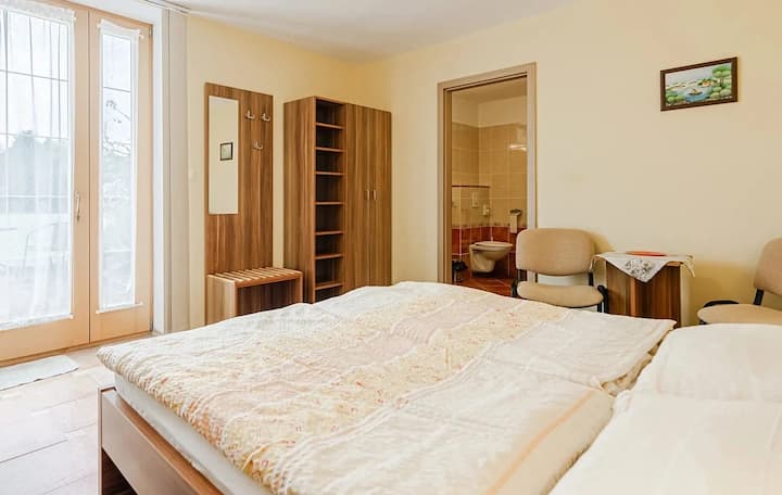 საძინებელი 4