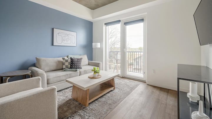 Landing | Beautiful 1bd, Gym, Yoga Studio - 내슈빌