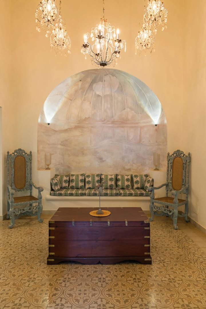 Living room image 7