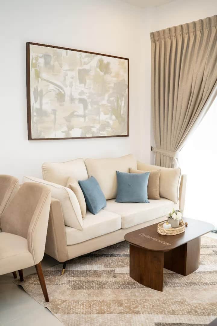 Luxury 2br | Pool & Gym | Central Colombo - Colombo