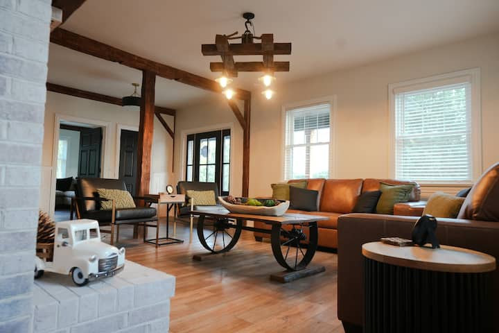 Whispering Pines Suite - Buckeye Lake, OH