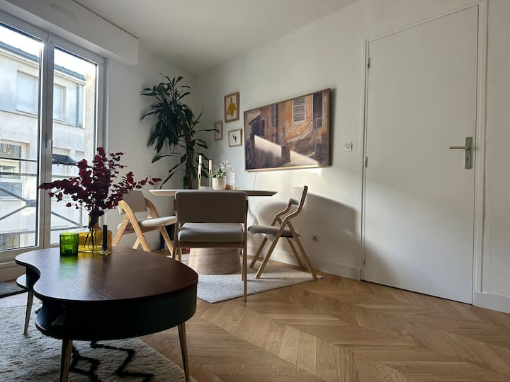 Ménilmontant 2 Pièces 45 Mètres Carrés Et Parking - باريس