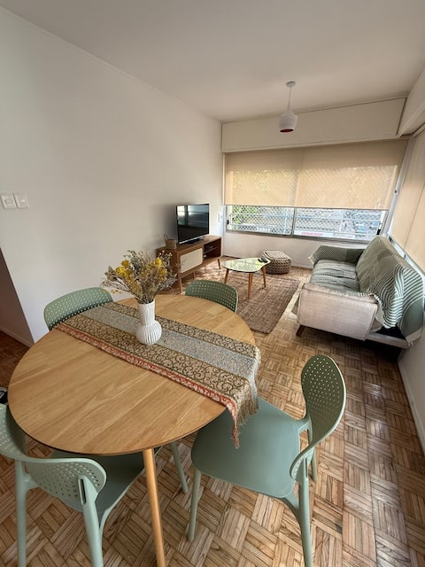 Top performing Airbnb: Light and Comfort in the Heart of the City in Centro
