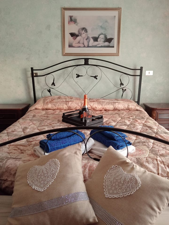 Dhomë gjumi 1
