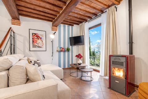 Proprietà Airbnb di successo: Sosta Eroica • Panoramic View & Quiet Pool Retreat a Asciano